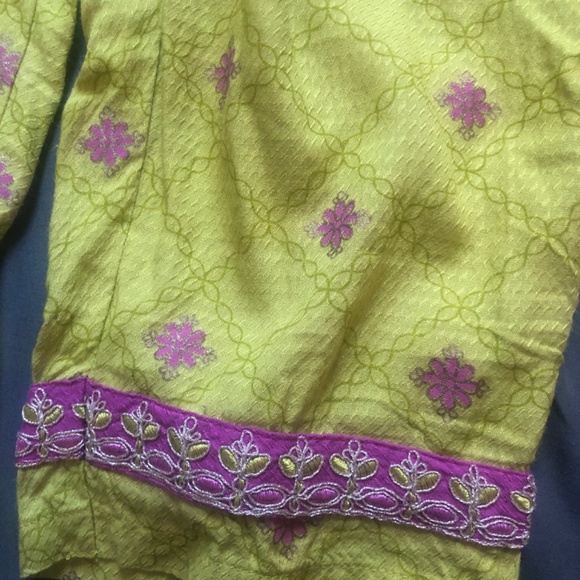 3 PCs set Indian dress comes with salwar, Kurtha and shawl - Picture 5 of 7